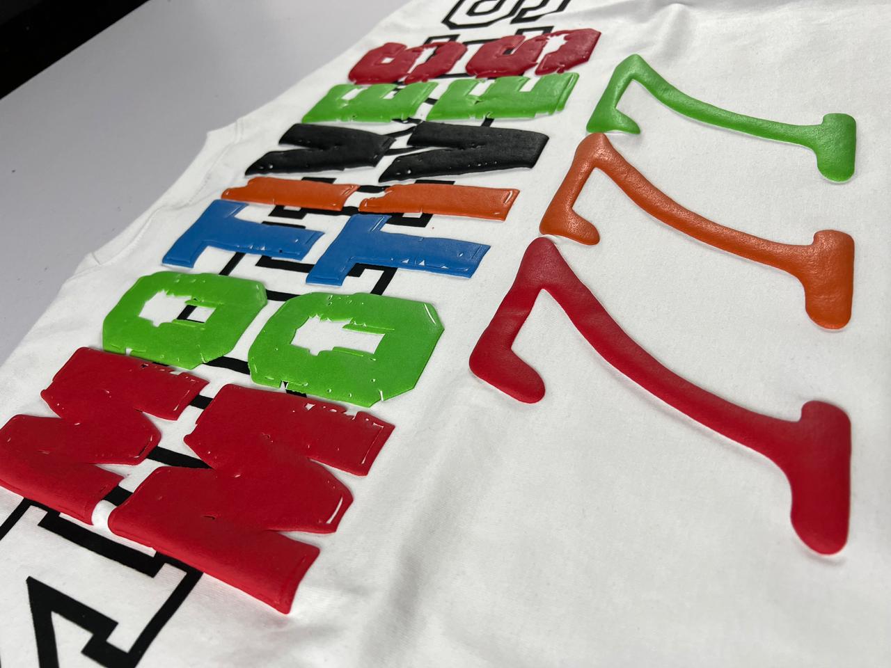 Motives Colorful Puff Print